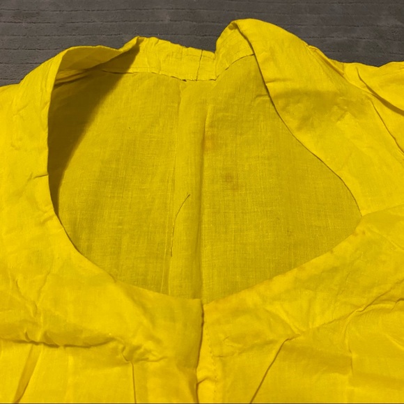 Yellow Saree Blouse - Picture 3 of 4